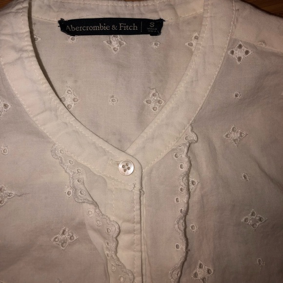 Abercrombie & Fitch small eyelet button down blouse white-very feminine - Picture 6 of 6